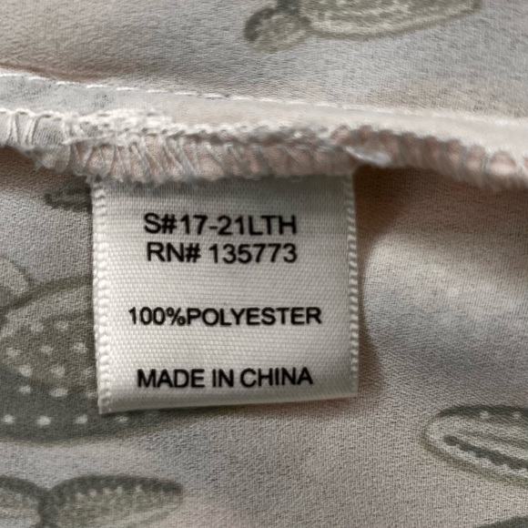 Olivaceous Lace Up Blouse - Picture 5 of 6